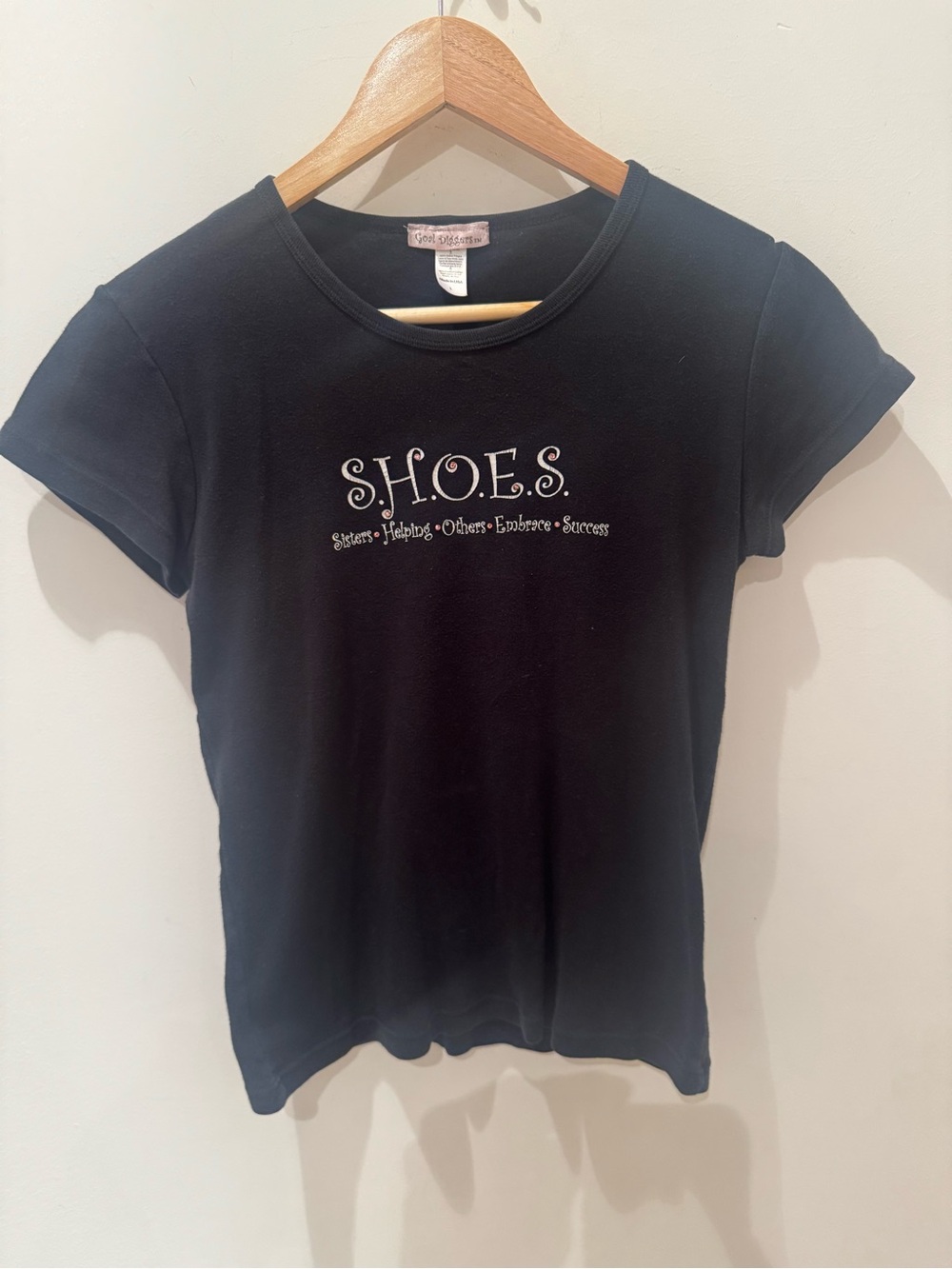Vintage tee from LA Boutique.
Black. Size L. Adorable.
